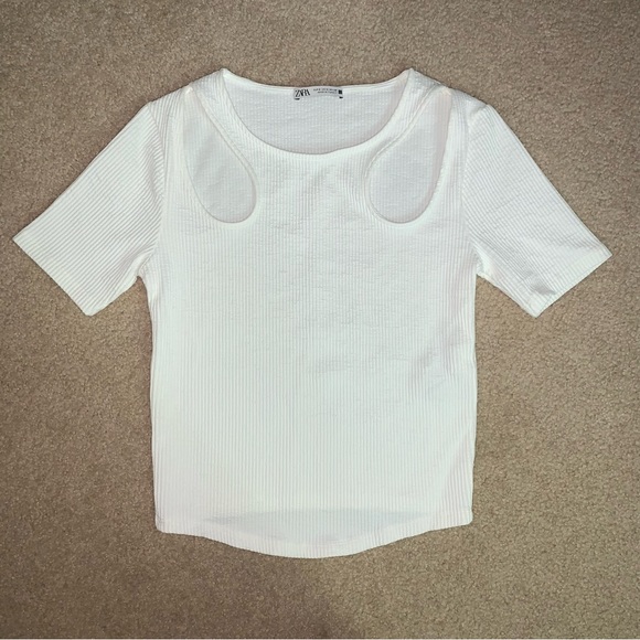 Zara Ribbed Cutout Top - Picture 1 of 4